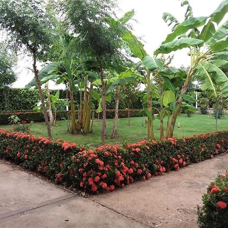 Bed and Breakfast C&H Casa Campestre El Oasis Ricaurte Girardot Exterior foto