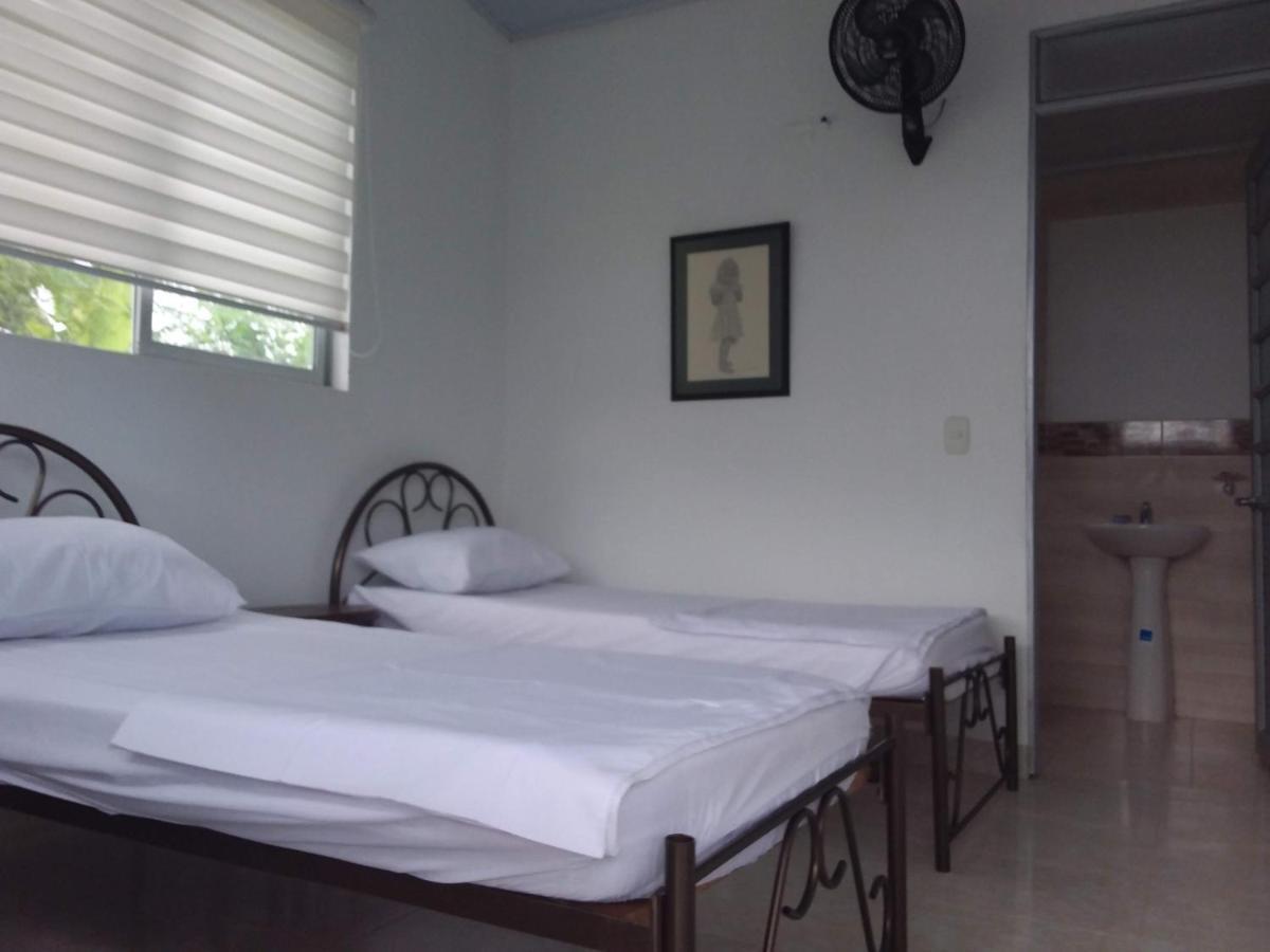 Bed and Breakfast C&H Casa Campestre El Oasis Ricaurte Girardot Exterior foto